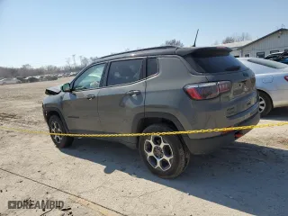 2022 Jeep Compass Trailhawk with VIN 3C4NJDDB5NT105777, listed as a Copart auction lot 48858405 with 46,010 mi miles and Salvage Title. Bid and sale history available at carsss.com. Image 2.