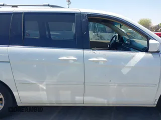 2005 Honda Odyssey EX with VIN 5FNRL38465B081716, listed as a IAAI auction lot 41998956 with 173,182 mi miles and . Bid and sale history available at carsss.com. Image 14.