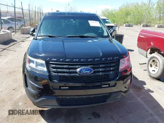2017 Ford Police Interceptor Utility с VIN 1FM5K8AT0HGD14009, выставлен на аукционе IAAI как лот 42050424 с пробегом 100 050 миль миль и . История ставок и продаж доступна на DreamBid. Изображение 13.