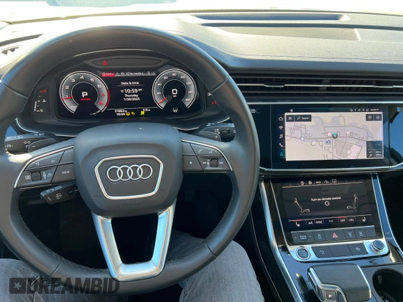 2024 Audi Q7 Premium Plus with VIN WA1LXBF78RD006198, listed as a Copart auction lot 43854945 with 31,863 mi miles and Clean title. Bid and sale history available at DreamBid. Image 7.