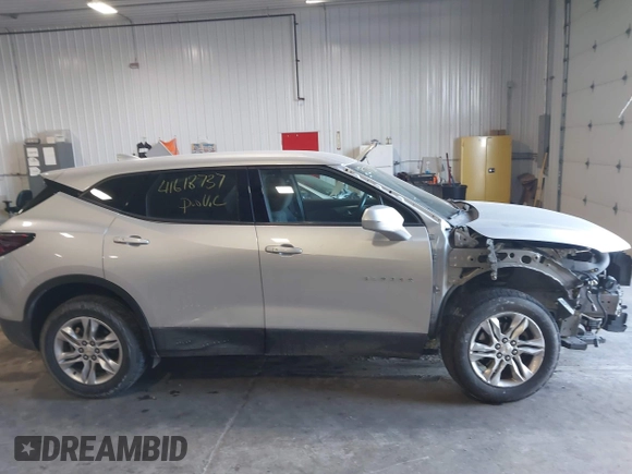 2019 Chevrolet Blazer z VIN 3GNKBBRA0KS683038, wystawiony jako IAAI lot #41618737 z przebiegiem 104 982 mil mil oraz . Historia ofert i sprzedaży dostępna na DreamBid. Obrazek 14.
