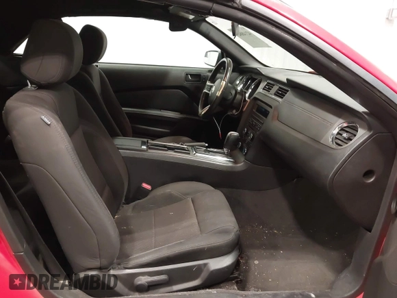 2013 Ford Mustang V6 with VIN 1ZVBP8EM7D5224564, listed as a IAAI auction lot 42148843 with 121,289 mi miles and . Bid and sale history available at DreamBid. Image 5.