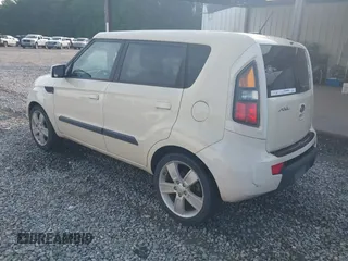 2010 Kia Soul + with VIN KNDJT2A2XA7098227, listed as a IAAI auction lot 42132556 with 240,712 mi miles and . Bid and sale history available at DreamBid. Image 3.