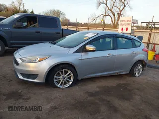 2015 Ford Focus SE with VIN 1FADP3K22FL282457, listed as a IAAI auction lot 41872989 with 98,590 mi miles. Bid and sale history available at carsss.com. Image 14.