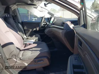 2019 Honda Odyssey EX with VIN 5FNRL6H57KB023443, listed as a IAAI auction lot 41813245 with 84,591 mi miles. Bid and sale history available at carsss.com. Image 5.