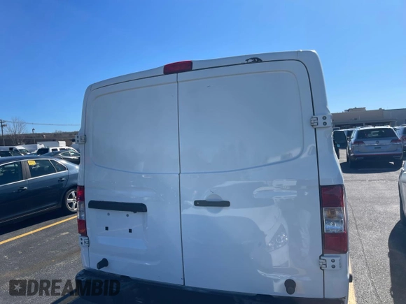 2016 Nissan NV SL with VIN 1N6BF0KY2GN808502, listed as a Copart auction lot 47805875 with 204,274 mi miles and Clean Title. Bid and sale history available at carsss.com. Image 4.