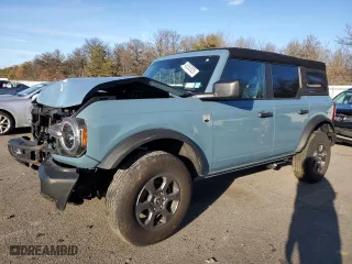 2023 Ford Bronco with VIN 1FMEE5BP0PLB95682, listed as a Copart auction lot 45553925 with 15,859 mi miles and Salvage Title. Bid and sale history available at carsss.com. Image 1.