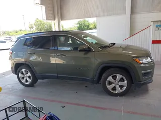 2017 Jeep Compass Latitude с VIN 3C4NJCBB7HT669240, выставлен на аукционе IAAI как лот 42530366 с пробегом 90 789 миль миль и . История ставок и продаж доступна на DreamBid. Изображение 13.