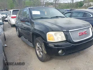 2003 GMC Envoy SLT z VIN 1GKDS13S032168958, wystawiony jako IAAI lot #41961197 z przebiegiem 243 318 mil mil oraz . Historia ofert i sprzedaży dostępna na DreamBid. Obrazek 1.