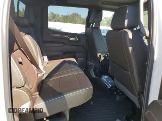 2024 GMC Sierra 1500 with VIN 1GTPHGE84RZ136817, listed as a Copart auction lot 82573014 with 19,929 mi miles and Non Repairable. Bid and sale history available at DreamBid. Image 10.