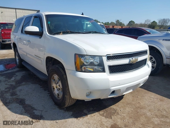 2009 Chevrolet Suburban LT w/2LT with VIN 1GNFC26089R273028, listed as a IAAI auction lot 41669345 with 244,869 mi miles. Bid and sale history available at carsss.com. Image 1.