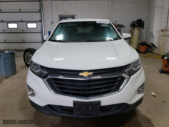 2021 Chevrolet Equinox LT with VIN 2GNAXKEV2M6111086, listed as a Copart auction lot 52005125 with 111,421 mi miles and Clean Title. Bid and sale history available at carsss.com. Image 5.