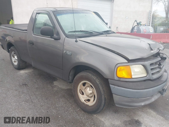 2004 Ford F-150 XL с VIN 2FTRF172X4CA89139, выставлен на аукционе IAAI как лот 42038181 с пробегом Не указан миль и . История ставок и продаж доступна на DreamBid. Изображение 1.