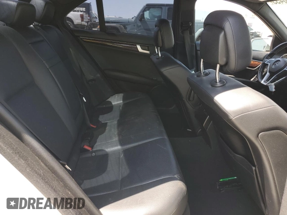 2014 Mercedes-Benz C 250 Sport with VIN WDDGF4HB2EA940916, listed as a Copart auction lot 62550455 with 91,691 mi miles and Salvage title. Bid and sale history available at DreamBid. Image 10.