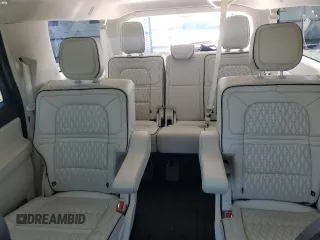 2021 Lincoln Navigator Black Label z VIN 5LMJJ3TT9MEL16717, wystawiony jako Copart lot #51939315 z przebiegiem 56 137 mil mil oraz Szkody całkowita. Historia ofert i sprzedaży dostępna na DreamBid. Obrazek 10.