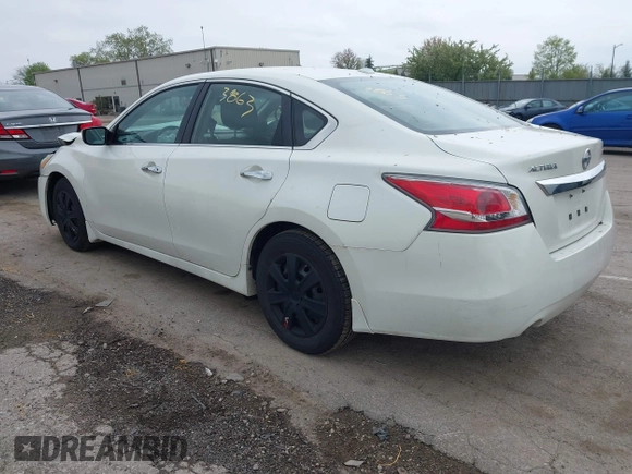 2015 Nissan Altima 2.5 S with VIN 1N4AL3AP1FC427662, listed as a IAAI auction lot 42183863 with 106,147 mi miles. Bid and sale history available at carsss.com. Image 3.