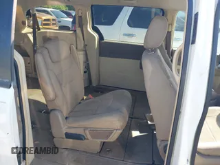2008 Chrysler Town & Country LX with VIN 2A8HR44H18R749321, listed as a IAAI auction lot 41950374 with 167,210 mi miles. Bid and sale history available at carsss.com. Image 8.