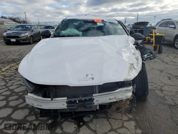2022 Kia K5 GT-Line with VIN 5XXG64J26NG143450, listed as a Copart auction lot 85904574 with 0 mi miles and Salvage Title. Bid and sale history available at carsss.com. Image 5.