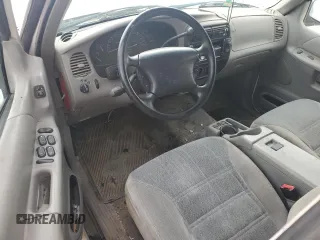 2000 Ford Explorer XLS z VIN 1FMZU72X2YZC42239, wystawiony jako Copart lot #78502484 z przebiegiem 145 820 mil mil oraz Czysty tytuł • Clean title. Historia ofert i sprzedaży dostępna na DreamBid. Obrazek 8.