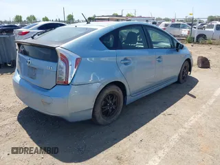 2013 Toyota Prius One with VIN JTDKN3DU6D5629201, listed as a IAAI auction lot 42108606 with 473,790 mi miles. Bid and sale history available at carsss.com. Image 4.