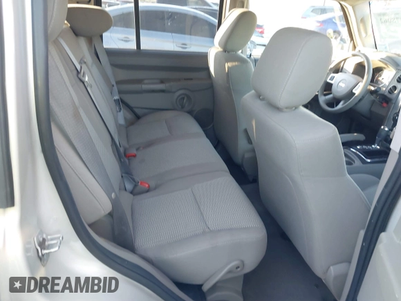2008 Jeep Commander Sport with VIN 1J8HH48K48C213531, listed as a IAAI auction lot 40878062 with 152,788 mi miles and . Bid and sale history available at DreamBid. Image 8.