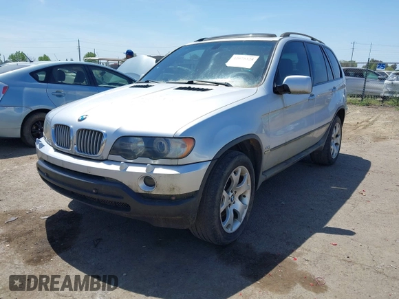 2001 BMW X5 4.4i with VIN WBAFB33511LH18797, listed as a IAAI auction lot 42075328 with 169,396 mi miles. Bid and sale history available at carsss.com. Image 2.