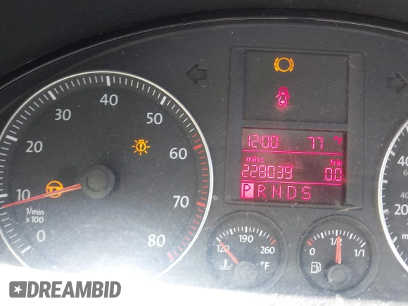 2007 Volkswagen Jetta 2.5 with VIN 3VWSF71K97M093153, listed as a IAAI auction lot 42392471 with 228,039 mi miles and . Bid and sale history available at DreamBid. Image 7.