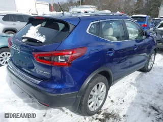 2020 Nissan Rogue Sport S with VIN JN1BJ1CW9LW393917, listed as a IAAI auction lot 41514909 with 41,401 mi miles. Bid and sale history available at carsss.com. Image 4.
