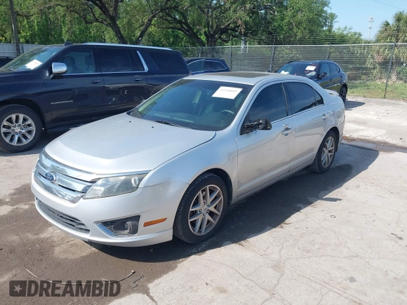 2012 Ford Fusion SEL with VIN 3FAHP0JG6CR106442, listed as a IAAI auction lot 41920885 with 135,931 mi miles. Bid and sale history available at carsss.com. Image 2.