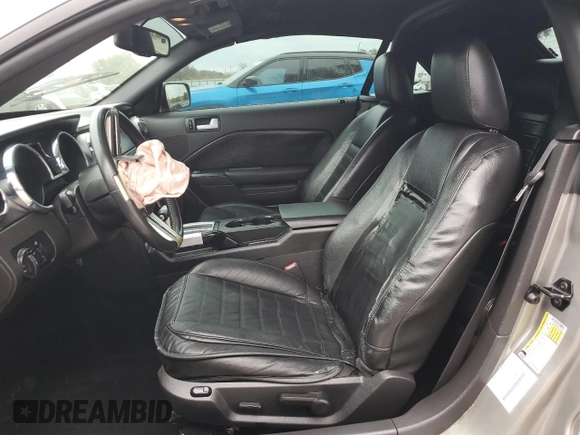 2008 Ford Mustang GT Deluxe with VIN 1ZVHT85H385127604, listed as a Copart auction lot 88802875 with Not Provided miles and Salvage Title. Bid and sale history available at DreamBid. Image 7.