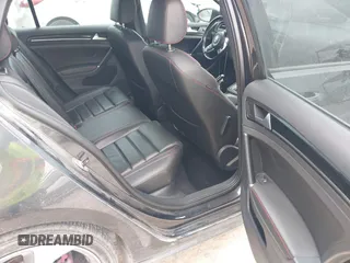 2016 Volkswagen GTI SE z VIN 3VW4T7AU8GM036963, wystawiony jako IAAI lot #42149114 z przebiegiem 130 417 mil mil oraz . Historia ofert i sprzedaży dostępna na DreamBid. Obrazek 8.