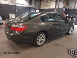 2013 Honda Accord EX с VIN 1HGCR2F77DA255037, выставлен на аукционе IAAI как лот 42502142 с пробегом 104 746 миль миль и . История ставок и продаж доступна на DreamBid. Изображение 4.