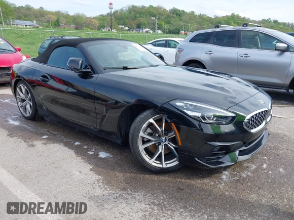 2020 BMW Z4 sDrive30i с VIN WBAHF3C06LWW54465, выставлен на аукционе IAAI как лот 42086908 с пробегом 22 494 миль миль и . История ставок и продаж доступна на DreamBid. Изображение 1.