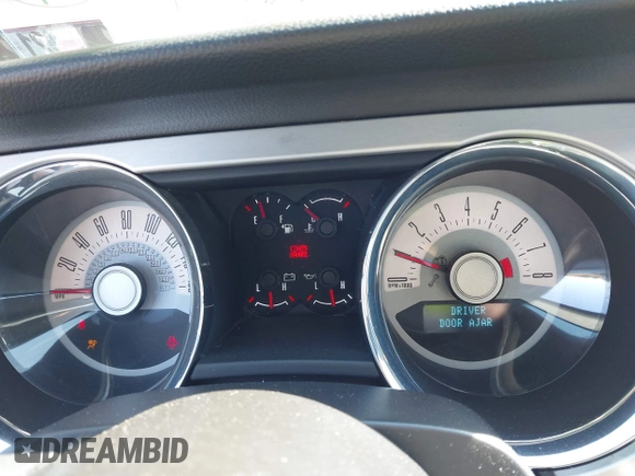 2011 Ford Mustang V6 с VIN 1ZVBP8AM6B5154462, выставлен на аукционе IAAI как лот 41813734 с пробегом 42 412 миль миль и . История ставок и продаж доступна на DreamBid. Изображение 7.