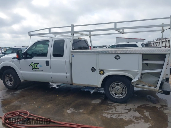 2016 Ford F-250 XL with VIN 1FD7X2A60GEA17446, listed as a IAAI auction lot 42373465 with 117,847 mi miles and . Bid and sale history available at DreamBid. Image 15.