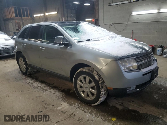 2007 Lincoln MKX with VIN 2LMDU68C87BJ37719, listed as a Copart auction lot 43983825 with 142,854 mi miles and Non Repairable. Bid and sale history available at carsss.com. Image 4.