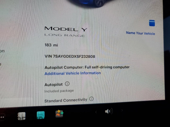 2025 Tesla Model Y Long Range with VIN 7SAYGDEDXSF232808, listed as a Copart auction lot 85647524 with 183 mi miles and Salvage Title. Bid and sale history available at DreamBid. Image 9.