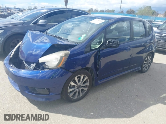 2013 Honda Fit Sport with VIN JHMGE8H50DC052326, listed as a IAAI auction lot 41798913 with 140,894 mi miles. Bid and sale history available at carsss.com. Image 17.