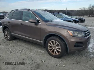 2013 Volkswagen Touareg Lux with VIN WVGEF9BP1DD006810, listed as a Copart auction lot 87906695 with 172,473 mi miles and Clean Title. Bid and sale history available at DreamBid. Image 4.
