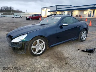 2007 Mercedes-Benz SLK-Class 3.5L with VIN WDBWK56F17F166675, listed as a Copart auction lot 81831044 with 73,953 mi miles and Clean Title. Bid and sale history available at carsss.com. Image 1.