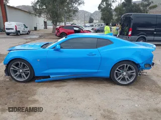 2023 Chevrolet Camaro 1LT с VIN 1G1FB1RX0P0135721, выставлен на аукционе IAAI как лот 42047575 с пробегом 16 443 миль миль и . История ставок и продаж доступна на DreamBid. Изображение 15.