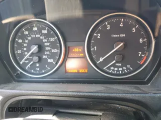 2011 BMW 3 Series 328i xDrive z VIN WBAPK5G54BNN28957, wystawiony jako Copart lot #41448975 z przebiegiem 184 889 mil mil oraz Szkoda całkowita • Salvage title. Historia ofert i sprzedaży dostępna na DreamBid. Obrazek 9.