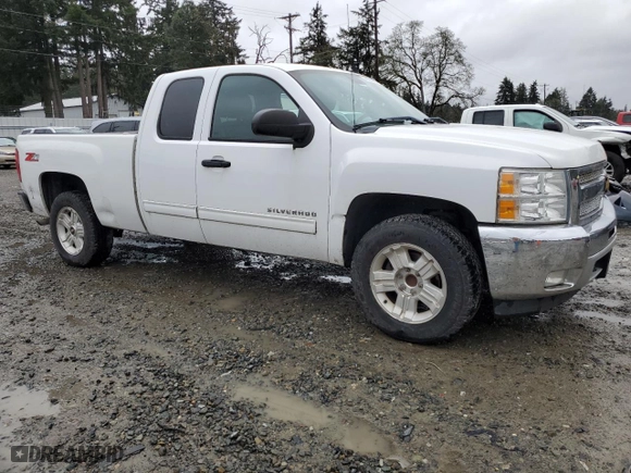 2013 Chevrolet Silverado 1500 LT with VIN 1GCRCSE00DZ272486, listed as a Copart auction lot 49567055 with 156,156 mi miles and Clean Title. Bid and sale history available at carsss.com. Image 4.