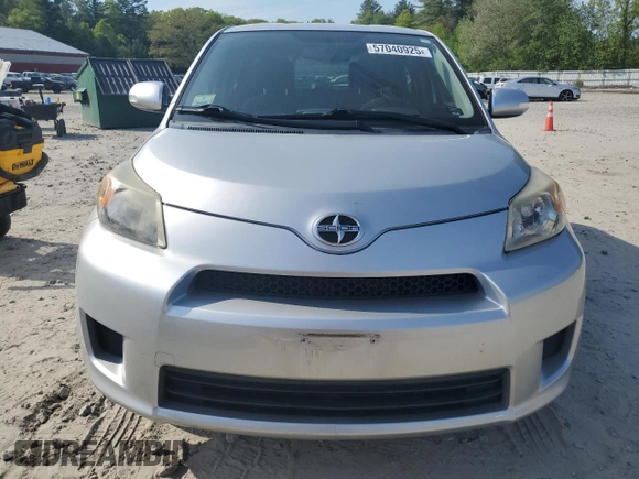 2014 Scion xD z VIN JTKKUPB41E1039907, wystawiony jako Copart lot #57040925 z przebiegiem 85 092 mil mil oraz Tytuł czysty. Historia ofert i sprzedaży dostępna na DreamBid. Obrazek 5.