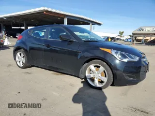 2012 Hyundai Veloster w/Red Int with VIN KMHTC6AD2CU065143, listed as a Copart auction lot 87262524 with 111,448 mi miles and Clean title. Bid and sale history available at DreamBid. Image 4.
