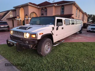 2004 Hummer H2 with VIN 5GRGN23U34H116910, listed as a Copart auction lot 76343914 with 186,685 mi miles and Clean Title. Bid and sale history available at carsss.com. Image 2.