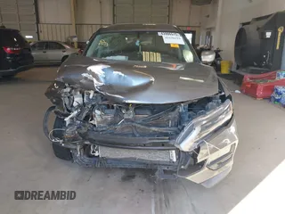 2017 Nissan Rogue SV z VIN KNMAT2MT3HP557211, wystawiony jako IAAI lot #41630119 z przebiegiem 163 367 mil mil oraz . Historia ofert i sprzedaży dostępna na DreamBid. Obrazek 13.