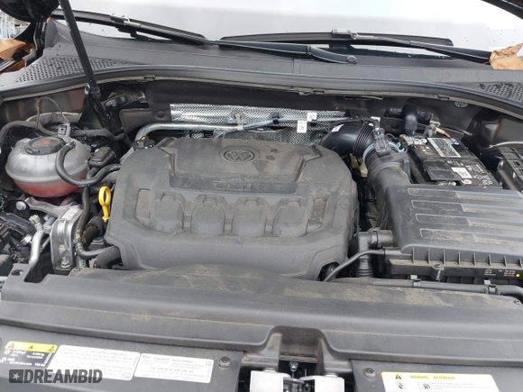 2022 Volkswagen Tiguan SEL R-Line with VIN 3VV4B7AX0NM177167, listed as a IAAI auction lot 41244023 with 16,312 mi miles. Bid and sale history available at carsss.com. Image 10.