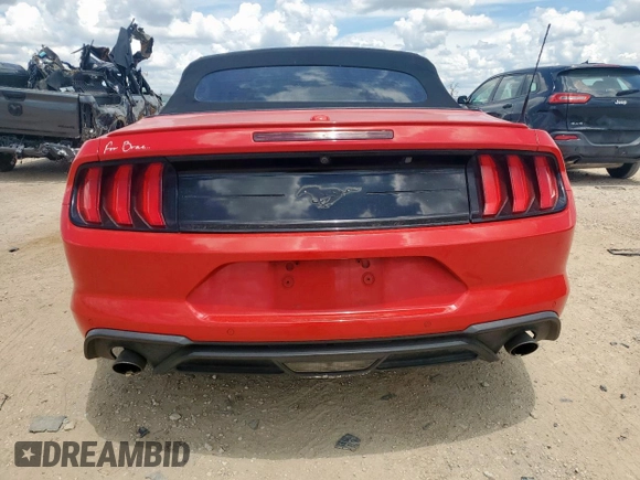 2020 Ford Mustang EcoBoost z VIN 1FATP8UH4L5125880, wystawiony jako Copart lot #61642625 z przebiegiem 75 898 mil mil oraz Szkoda całkowita • Salvage title. Historia ofert i sprzedaży dostępna na DreamBid. Obrazek 6.