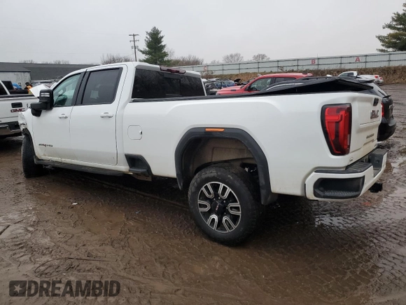 2023 GMC Sierra 3500HD AT4 z VIN 1GT49VEY7PF154909, wystawiony jako Copart lot #84681084 z przebiegiem Nie podano mil oraz Szkoda całkowita • Salvage title. Historia ofert i sprzedaży dostępna na DreamBid. Obrazek 2.
